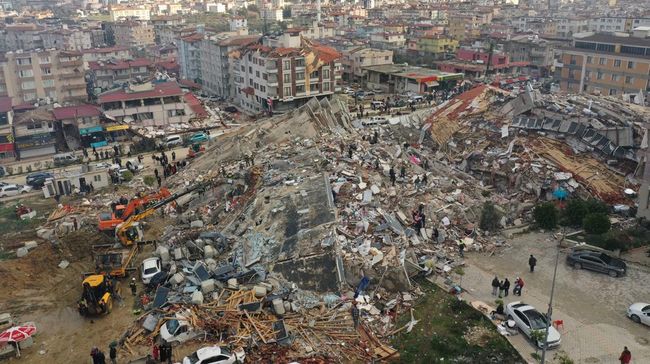 Foto: Efek gempa Turki [Reuters/Umit Bektas]